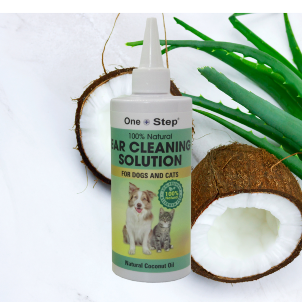 pet ear cleaning solution bottle coconut and aloe verao